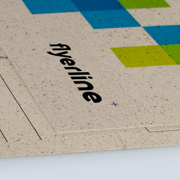Détail des fibres de cartes de vœux imprimées en carton d’herbe