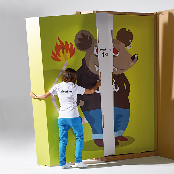 Montage d’une paroi imprimée du Stand d’exposition Reto