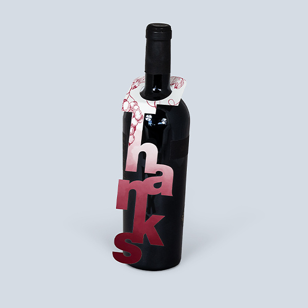 Accroche-bouteilles - Thanks à dégradé rouge sur une bouteille de vin