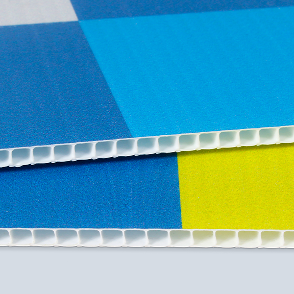 CH Produkt Slider Bild Allwetterleichplakat Freeform Bild3