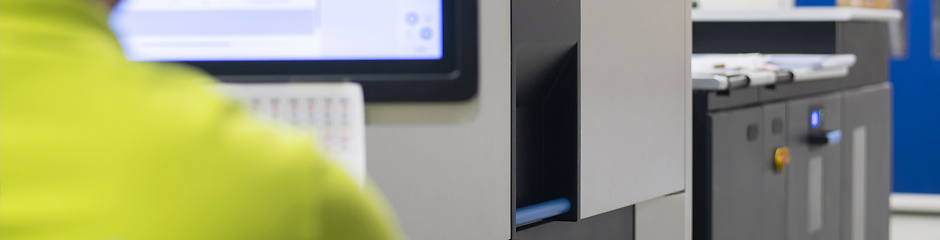 Flyerline Schweiz AG - HP Indigo Flyerline Schweiz AG - HP Indigo